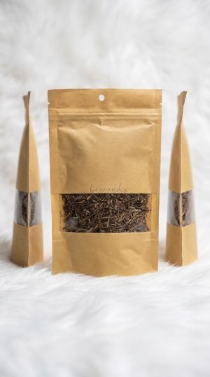 Lavanda seca en bolsa kraft Lavanda seca en bolsa kraft